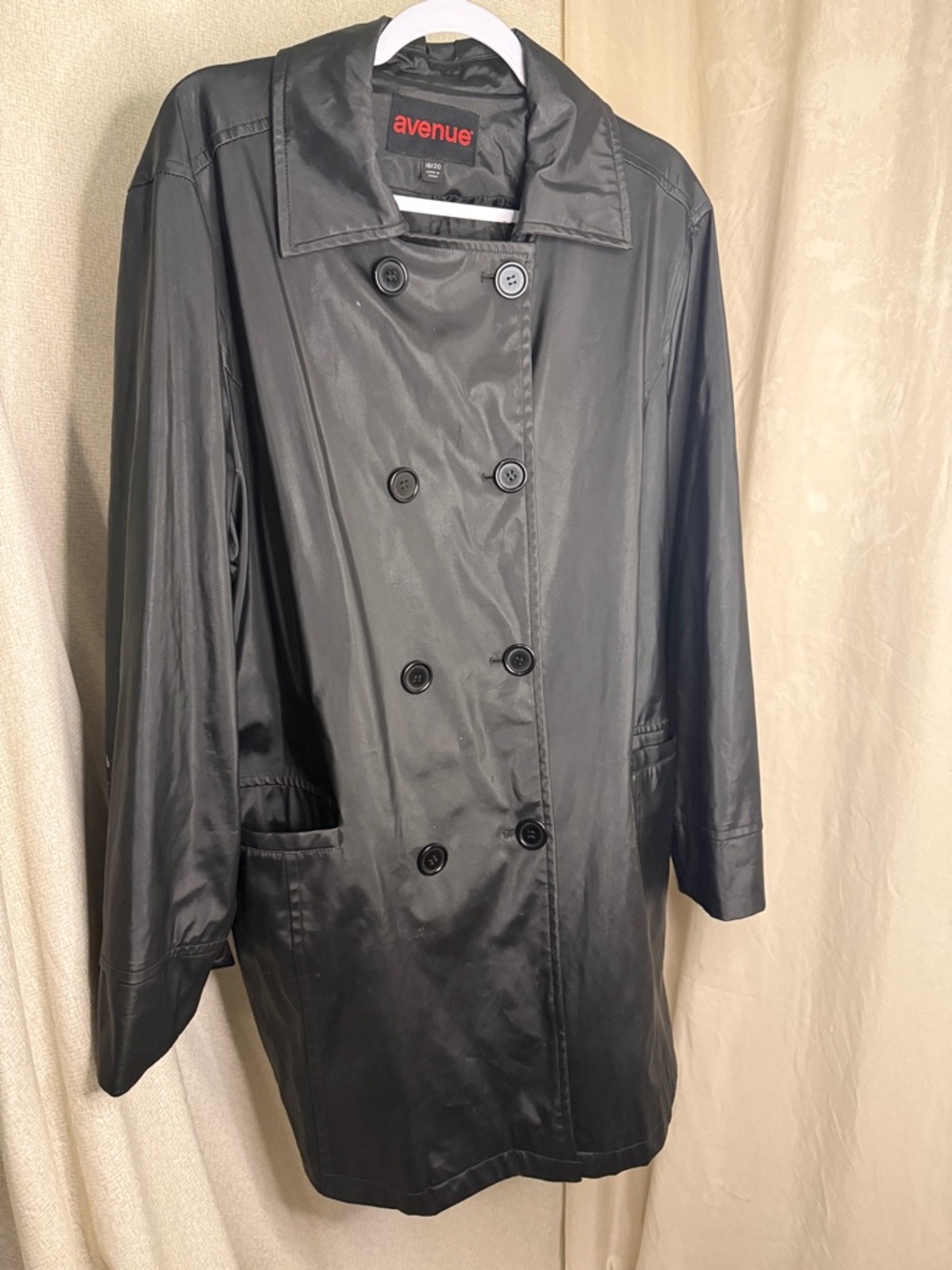 Avenue Black Double-Breasted Trench Coat with Classic Collar